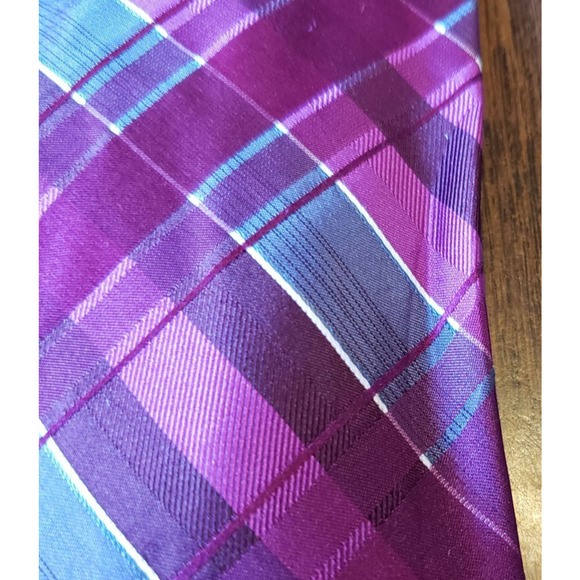 Arrow Red and Blue Square Geometric Pattern Silk Men's Necktie Tie - Picture 2 of 8